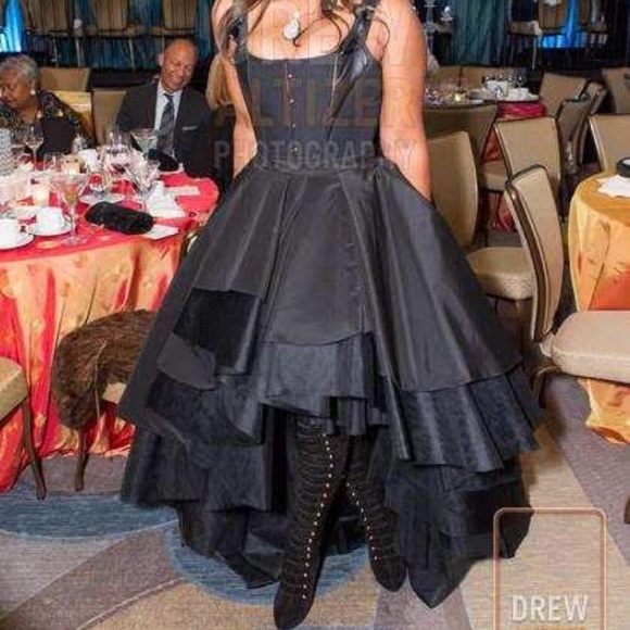 Pavoni Couture Collection black High low Skirt size 10. - Picture 9 of 9